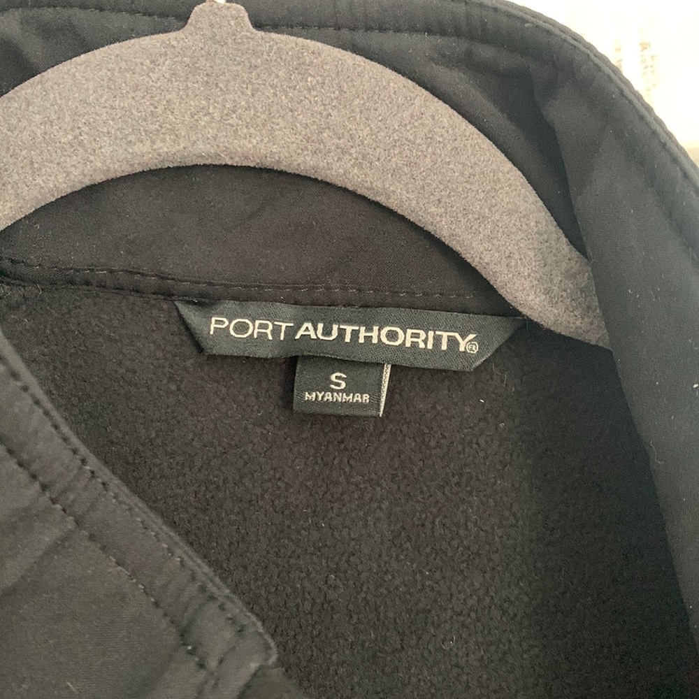 Vest - Picture 3 of 3